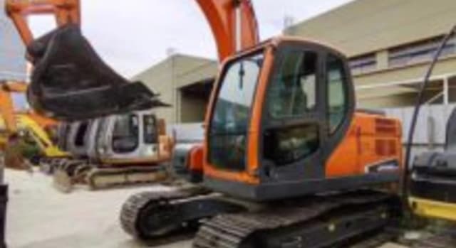 Doosan DX140LC · 7.650 horas · recién revisada