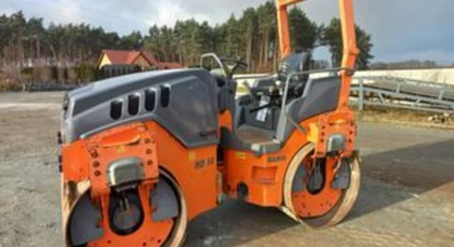 Rodillo Hamm HD 14 · tandem · 2.750 horas