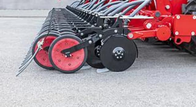 Cultivador Horsch Pronto 6 DC · 6 m · discos
